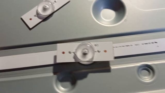 Телевизор LG 42LN540v замена светодиодов подсветки Доработка драйвера подсветки . смотреть онлайн