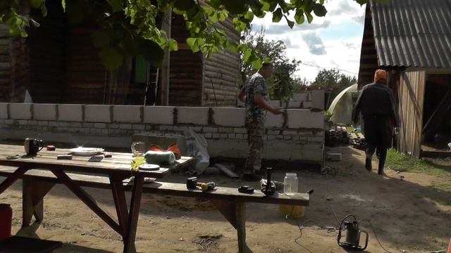 Слезай с дерева\стройка \жизнь в деревне смотреть онлайн