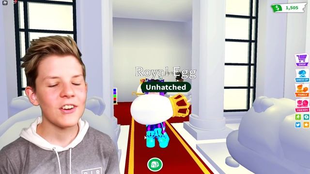 I HACKED INTO THIS YOUTUBERS ROBLOX ACCOUNT & CHANGED THEIR PETS & ITEMS!! Prezley смотреть онлайн