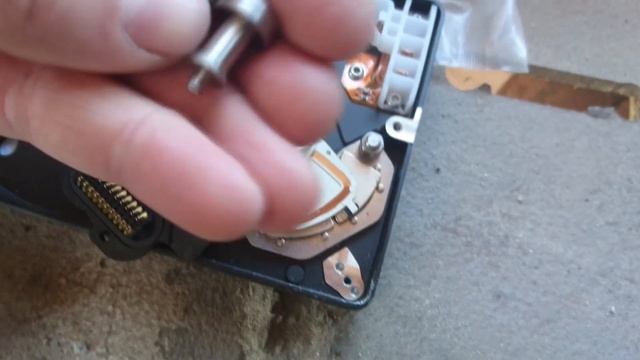 Скрипит педаль сцепление, решение!