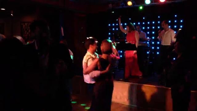 День рождения Игоря - подарок Миланы смотреть онлайн