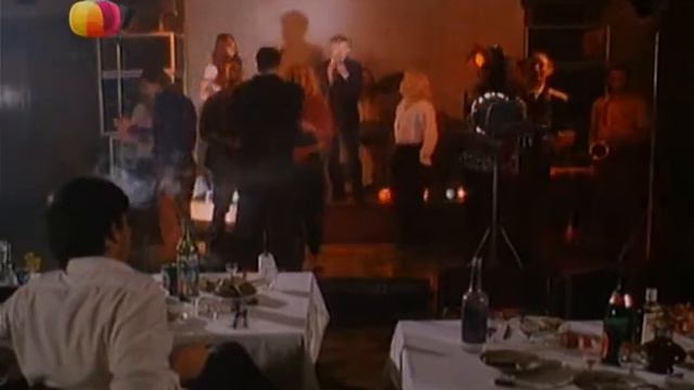 Не красавец я конечно. Песня из фильма- Не хочу жениться. 1993. смотреть онлайн