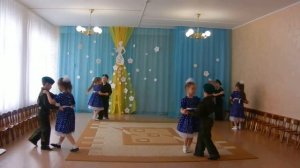 Танец ко Дню Победы "Вальс"