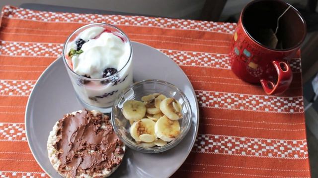 WHAT I EAT IN A DAY | Healthy Meals + WORKOUT ROUTINE Fall Fitness смотреть онлайн