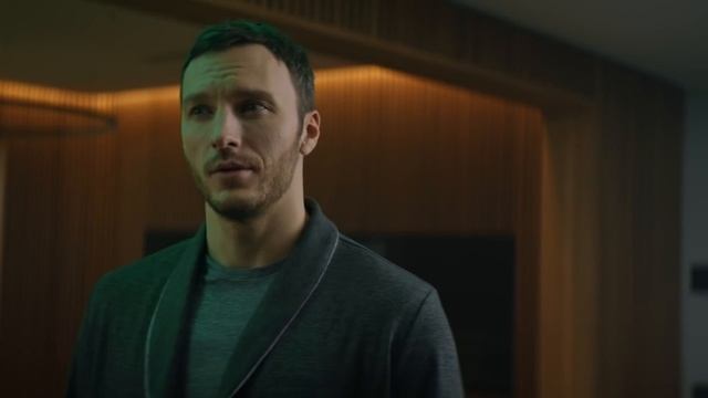 Mercedes me Adapter/ Установите связь со своим Mercedes-Benz / Количество литров топлива в баке смотреть онлайн