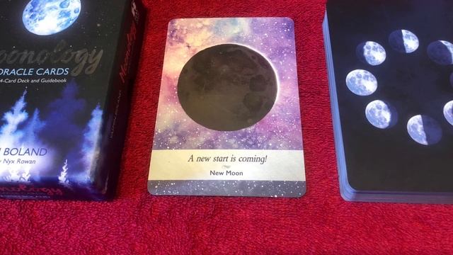 Moonology Oracle Deck New moon, A New Start Is Coming guide book audio description смотреть онлайн