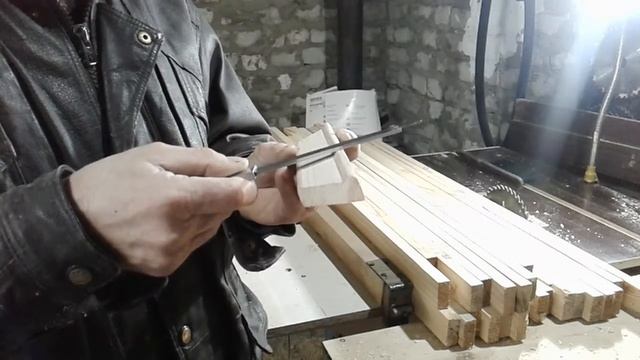 ПОДРАМНИК ДЛЯ ХОЛСТА СВОИМИ РУКАМИ ЧАСТЬ ПЕРВАЯ смотреть онлайн