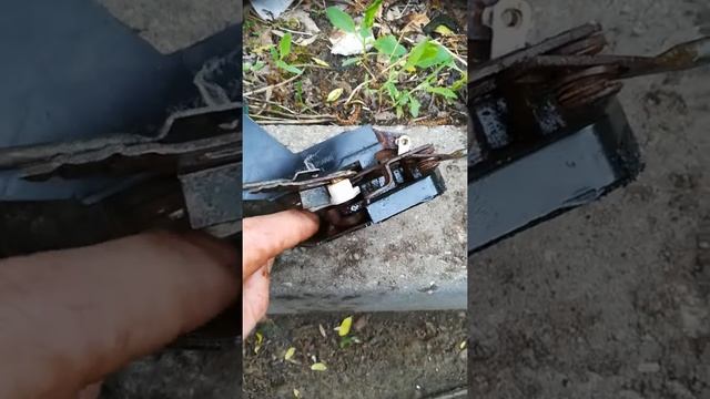 Замок левой двери не закрывается. АКЦЕНТ смотреть онлайн