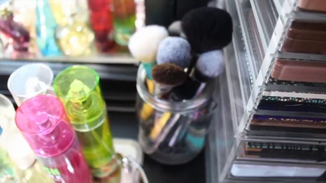 Makeup Collection | Organization & storage for small spaces смотреть онлайн