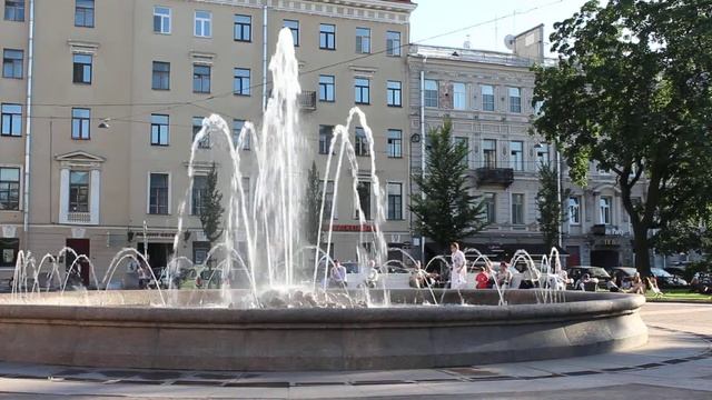Canon 1200D -- пример видео