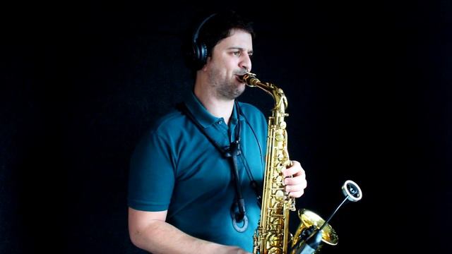 Roxanne Arizona Zervas Saxophone смотреть онлайн