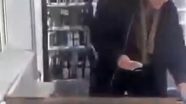 ЛУЧШИЕ ПРИКОЛЫ НА ДОРОГАХ РОССИИ 2015  САМЫЕ УДАЧНЫЕ СМЕШНЫЕ МОМЕНТЫ СНЯТЫЕ НА КАМЕРУ!