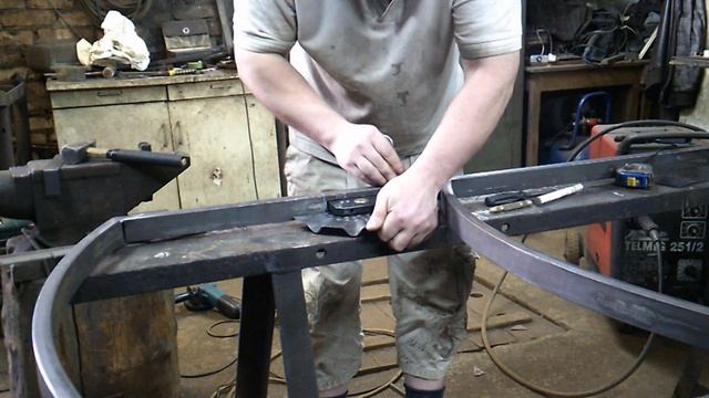 Кованая калитка.Защитный короб для замка на кованую калитку. смотреть онлайн