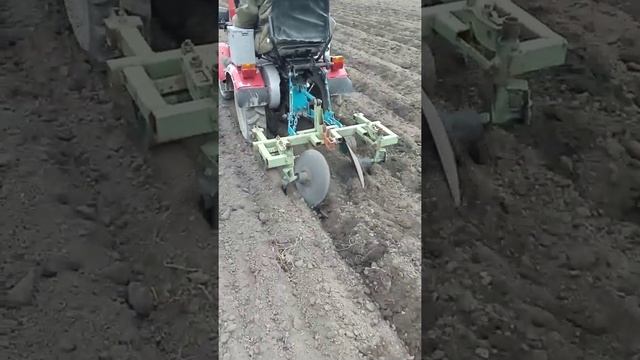 Дисковый окучник смотреть онлайн