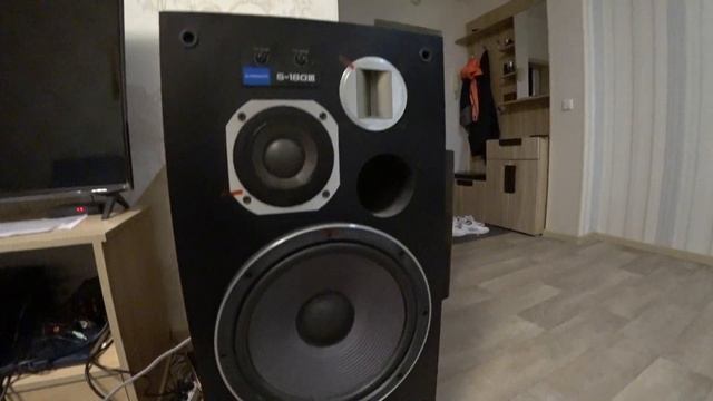 Pioneer 180 III & Sony F555ESA смотреть онлайн