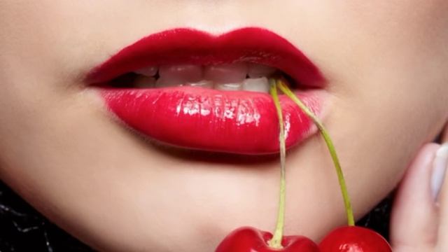 Alex Podzorov & Fuckfame - Кусаешь Губы смотреть онлайн