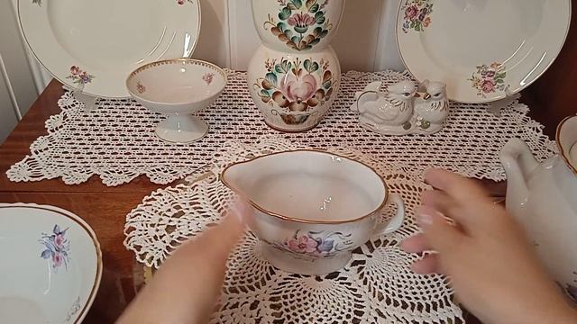 Посуда. Фарфор Дружковка. Часть столового сервиза. смотреть онлайн
