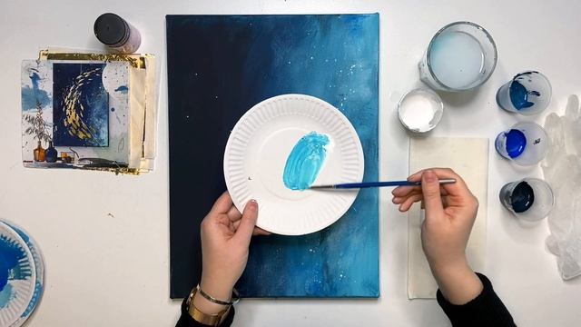 Картина в интерьер своими руками / Рисуем АКРИЛОМ и ПОТАЛЬЮ - Золотые рыбки. смотреть онлайн