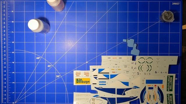 Build #2 - Amateur build of the Revell Benetton Ford B194 смотреть онлайн