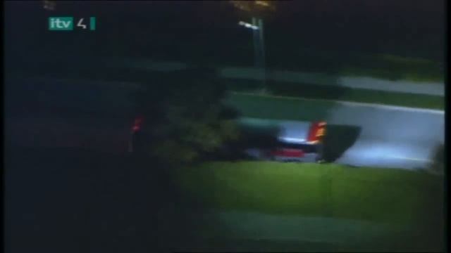 Police chase stolen bus in GTA-style police pursuit смотреть онлайн