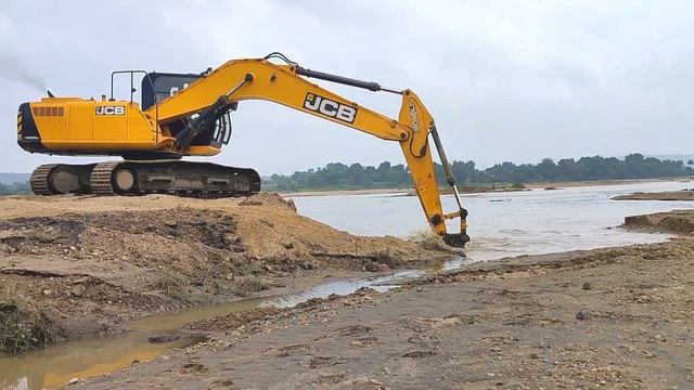 JCB JS 205 Excavator machine working with truck ? | jcb video | Excavator video смотреть онлайн