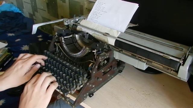 Typewriter Optima 16. GDR, 1970s смотреть онлайн