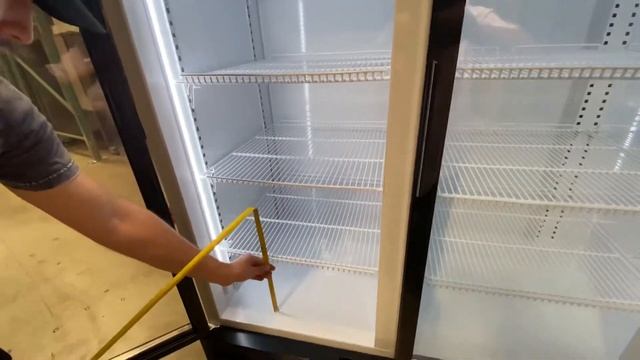 Commercial 3 Swing Glass Door Merchandiser Refrigerator HREE Door Upright Display Cooler смотреть онлайн