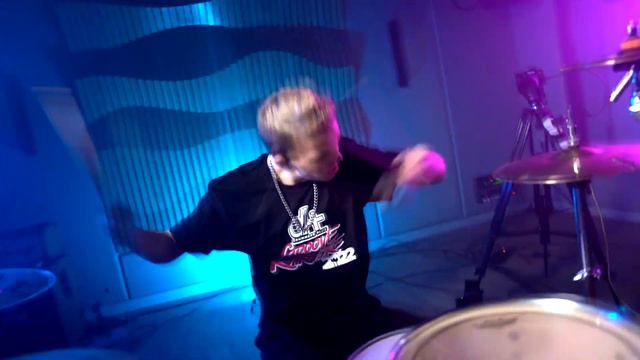Excision & Space Laces - Throwing Elbows | Денис Парфеев | Groove Karaoke смотреть онлайн