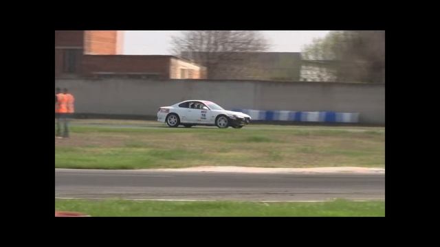 00085 - Nissan Skyline vs Nissan Silvia (1й этап RDS 2010 Усть-Лабинск) смотреть онлайн