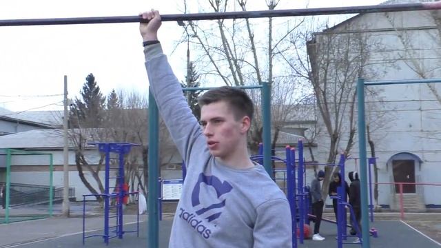 Как подобрать идеальный турник для тренировок? ТУРНИК - ЗАЛОГ ПРОГРЕССА! смотреть онлайн