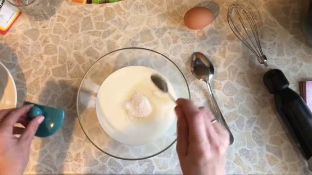 ОЛАДЬИ НА ЙОГУРТЕ. ПРОСТОЙ И БЫСТРЫЙ РЕЦЕПТ. смотреть онлайн