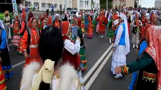 Башҡорт милли кейемдәр парады смотреть онлайн