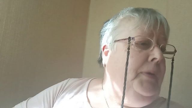 Подарок мне на праздник смотреть онлайн