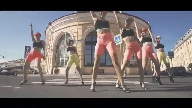 High Heels by Juliana Sadovskaya смотреть онлайн