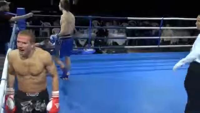 Профессиональные бои в Красногорске Никулин-Тарвид.mp4 смотреть онлайн
