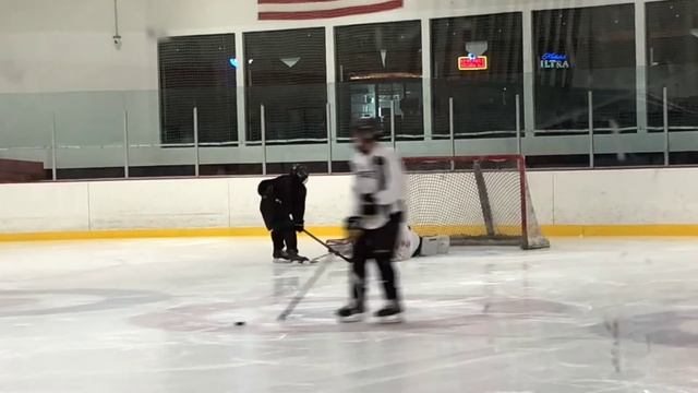 I Gotta New Stick!!! смотреть онлайн