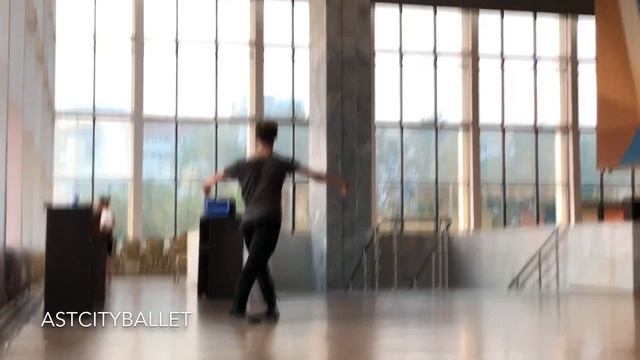 30-31.07.2019-01.08.2019. Adyl Erkinbaev Contemporary Ballet class смотреть онлайн