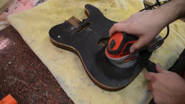 Charring a Guitar Top Flaming a Flame Maple Top Scorched Luthier Project смотреть онлайн