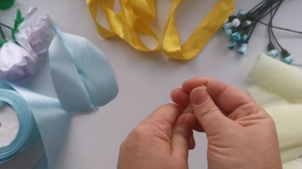 Калла из атласной ленты сделала своими руками