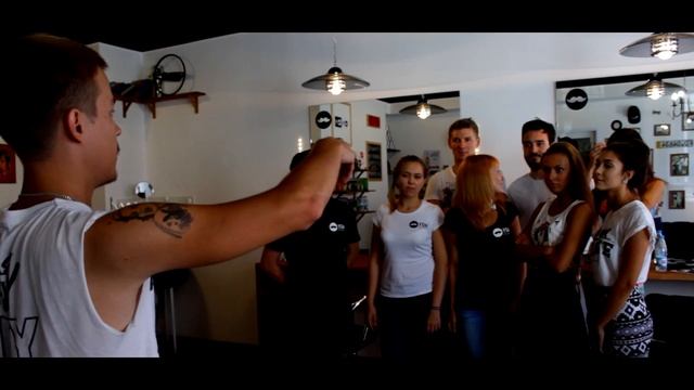 Парикмахерская усы смотреть онлайн