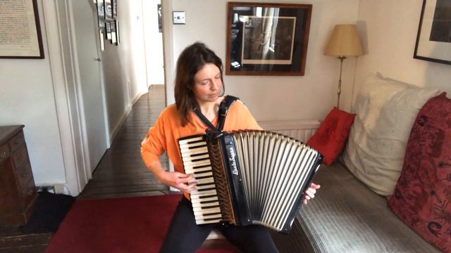 Colette O'Leary (piano accordion)- IMDL 'Solos at Home' mini concert series - St Patrick's Week 202 смотреть онлайн
