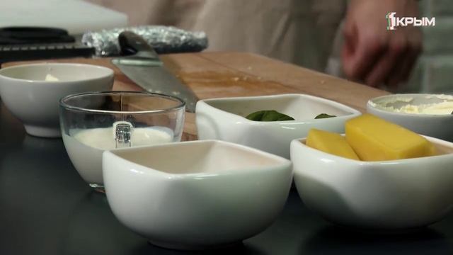 Готовим сосиски из баранины и перловую кашу с Алексеем Новиковым. Выпуск от 16.04.22