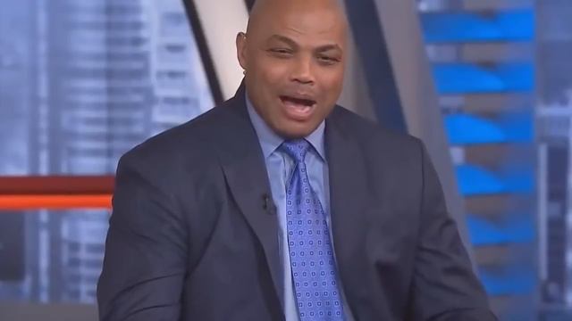Ernie Johnson Breaking Down Laughing For 5 Minutes Straight... смотреть онлайн