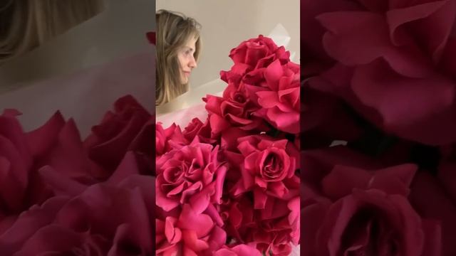 Авторский букет из вывернутых роз «Pink Floyd» большой - Обзор смотреть онлайн
