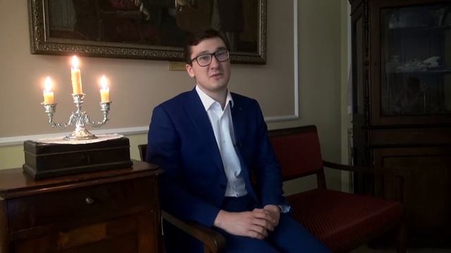 Золотистого мёда струя из бутылки текла смотреть онлайн