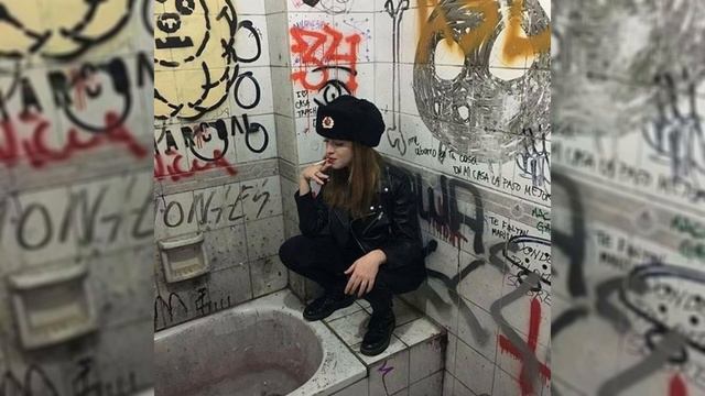 Молчат Дома (Molchat Doma) - Тоска (Toska) (Slowed To Perfection) смотреть онлайн