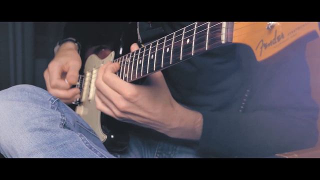 Ambient guitar using Valhalla Super Massive FREE delay/reverb plugin смотреть онлайн