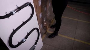 Как протянуть провод в гофру или металлорукав