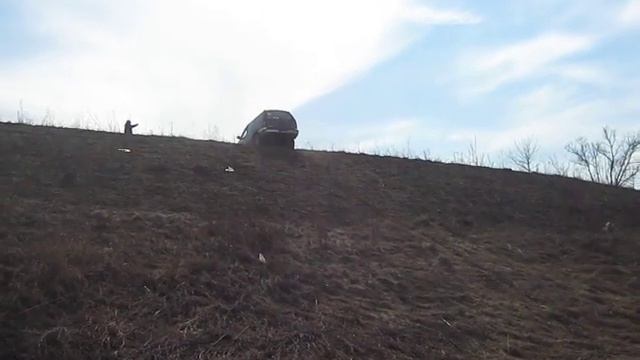 Форд Эксплорер въезжает под углом в 45 градусов. р.Ока) смотреть онлайн