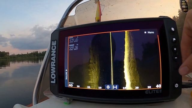 Lowrance ELITE FS на воде смотреть онлайн